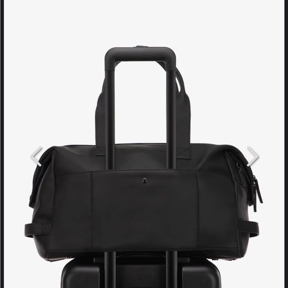 Calpak Hue Carry-On Duffle in Pink Sands with storage dust cover - Picture 5 of 7